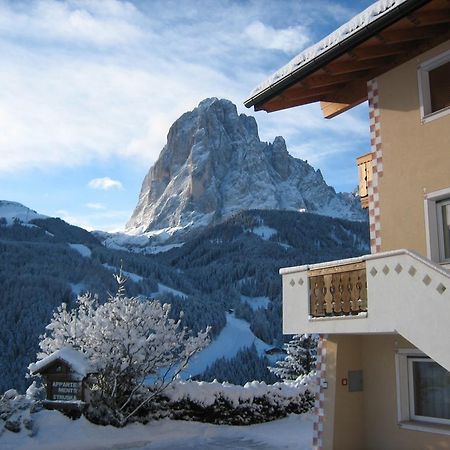 Apartments Etruska Santa Cristina Val Gardena Luaran gambar